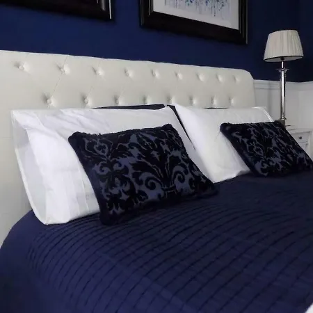 Hs4u The Blue Charm Apartment